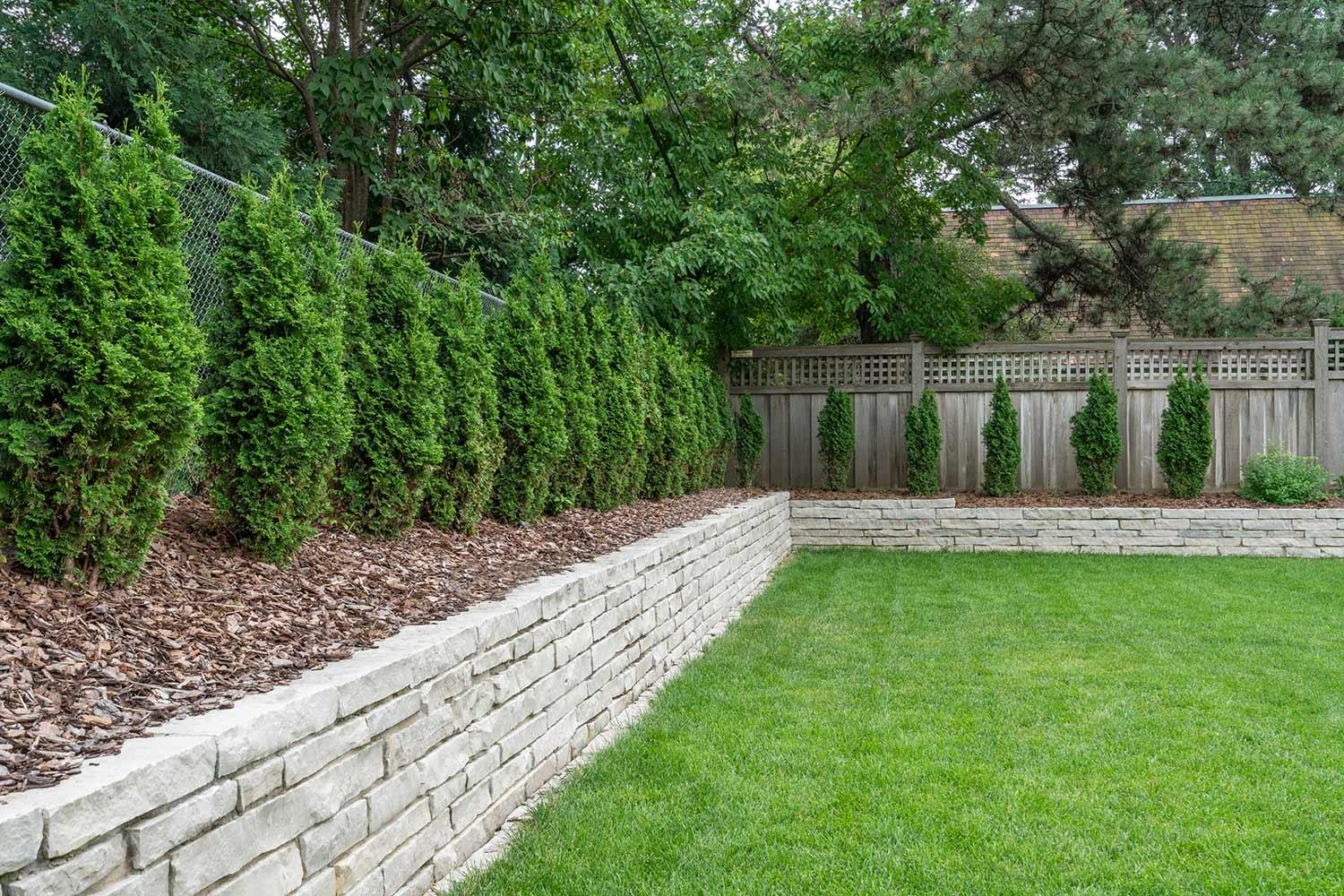 backyard retaining wall